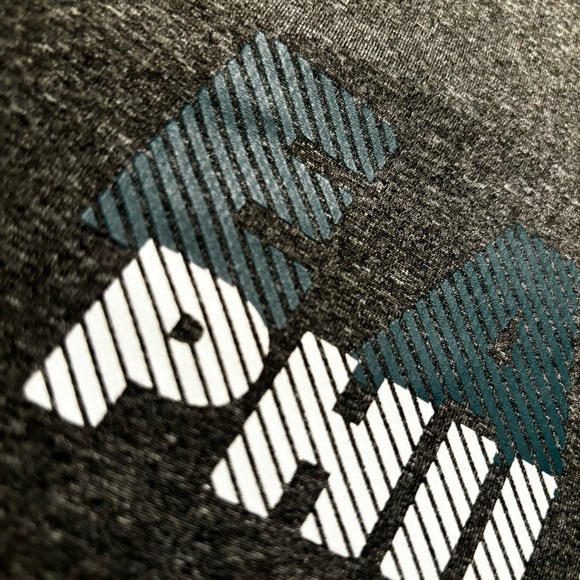 Philadelphia Eagles Activewear T-Shirt NFL Team Apparel Mens Sizes Gray Football - Picture 4 of 10